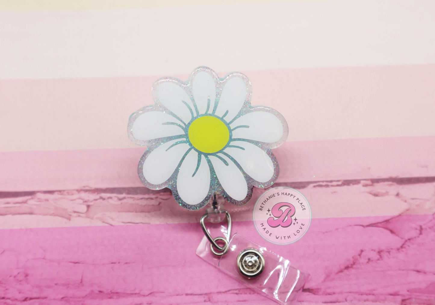 Daisy badge reel