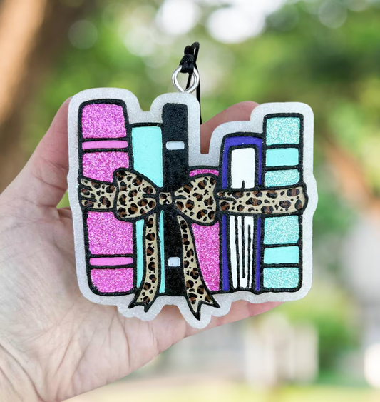Books with leopard bow freshie