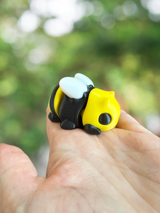 Chubby bumblebee 3D printed articulated figurine