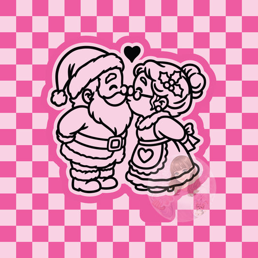 Kissing Mr. and Mrs. Claus silcione freshie mold