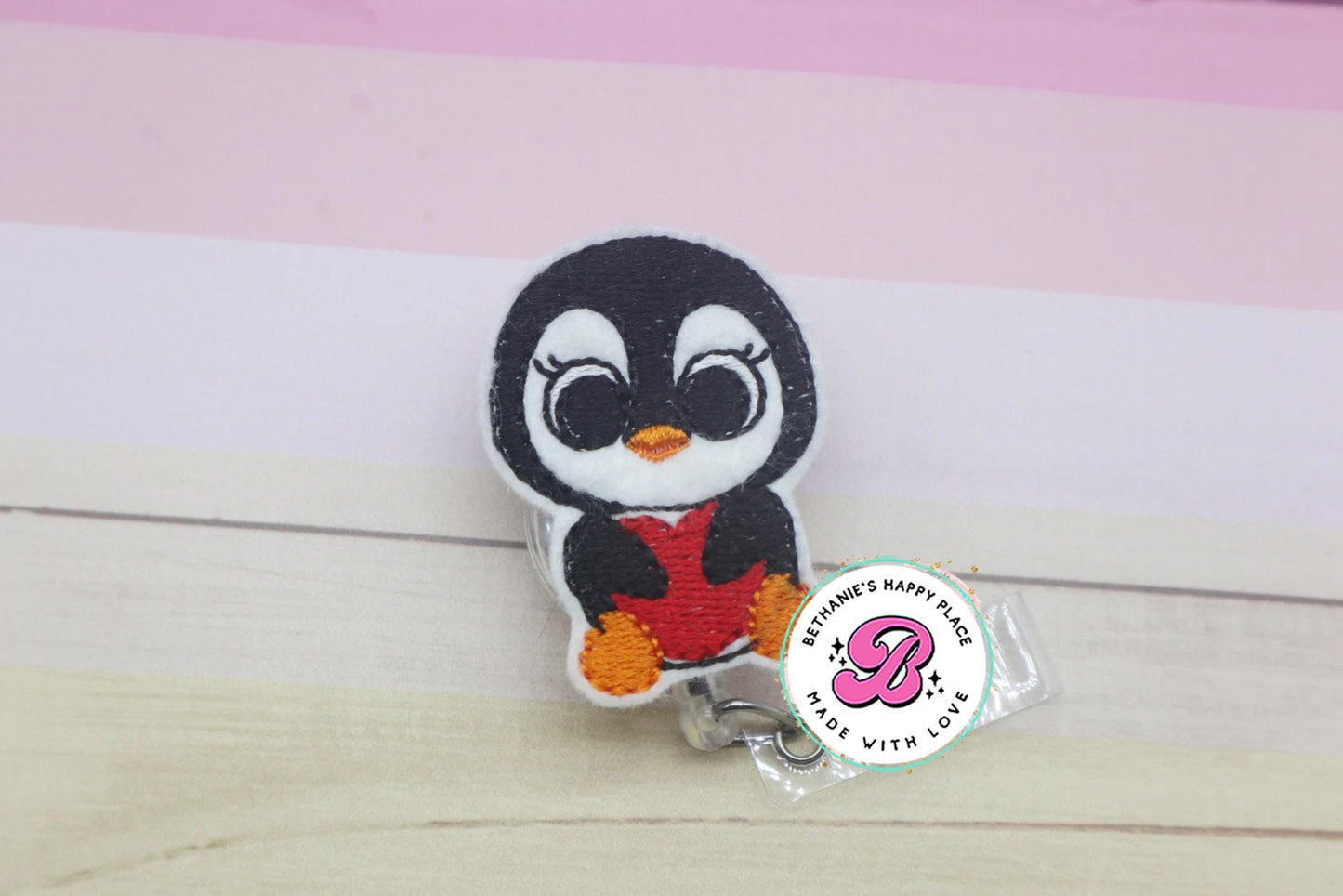 Penguin heart badge reel - Valentine penguin badge reel - cute penguin badge holder - penguin badge clip - felt badge reel - ID badge clip