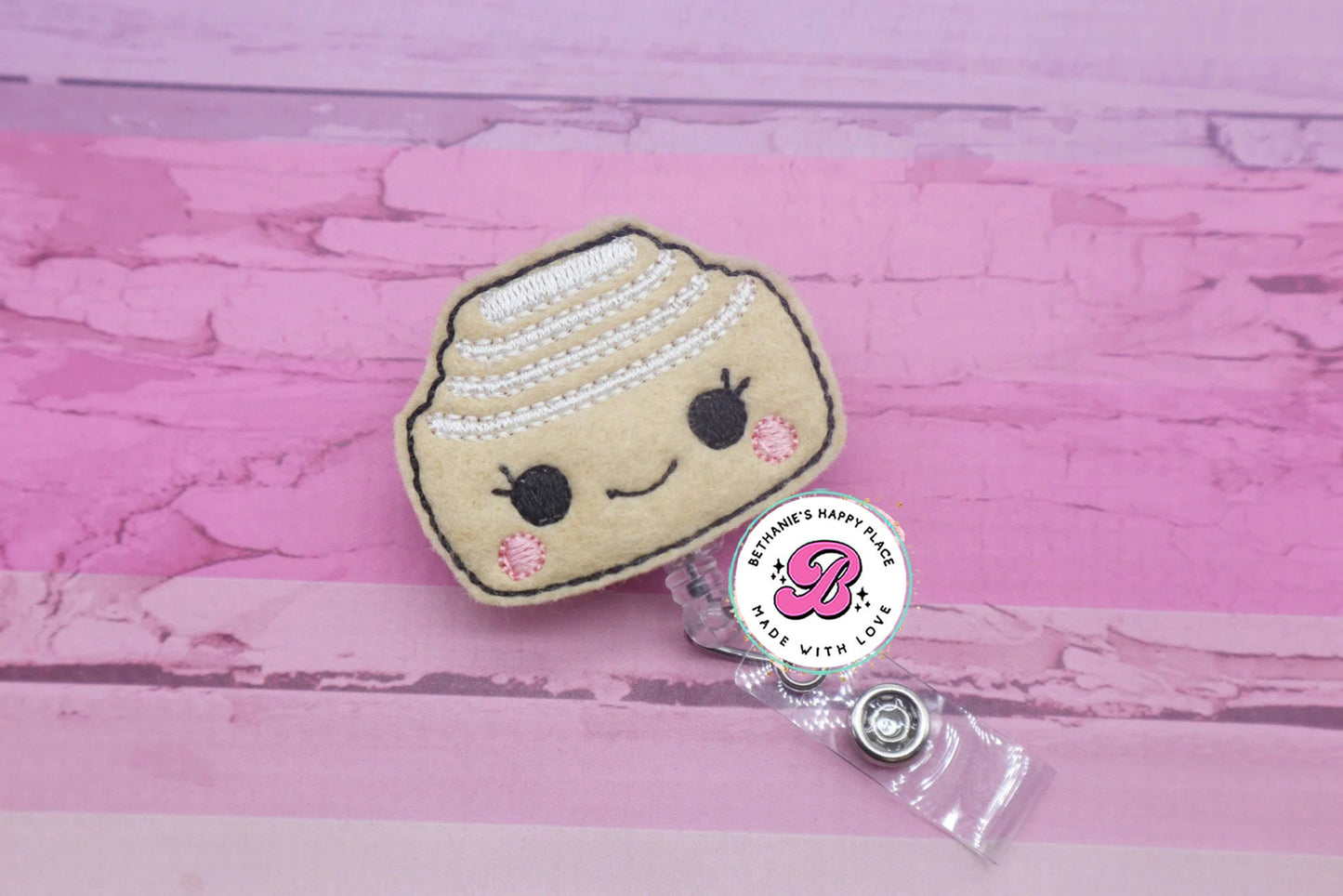 Cinnamon roll badge reel - food badge reel - cinnamon roll badge clip - cute badge reel - retractable ID badge holder - badge reel nurse