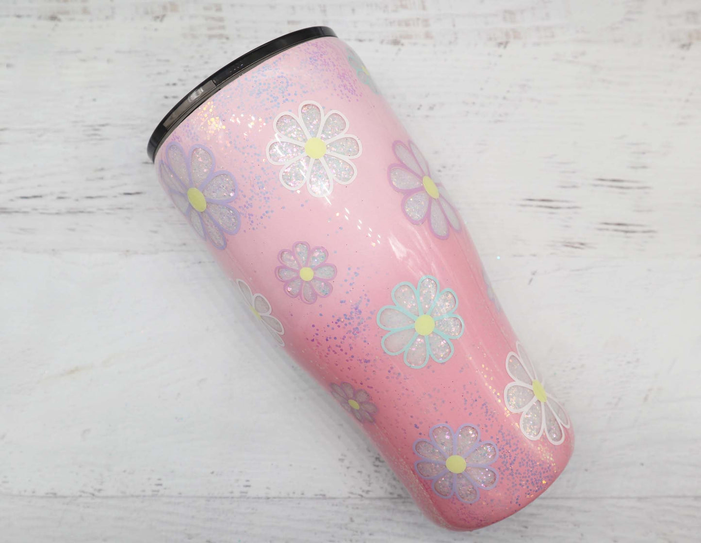 READY TO SHIP 24oz daisy glitter tumbler, pastel daisies, pastel flower glitter tumbler, personalized floral travel cup, gifts for mom