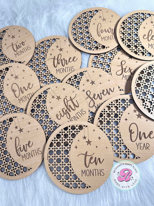 Moon monthly milestone markers for baby, milestone discs, baby gifts, 1-12 months, baby boy or girl, wood milestone discs