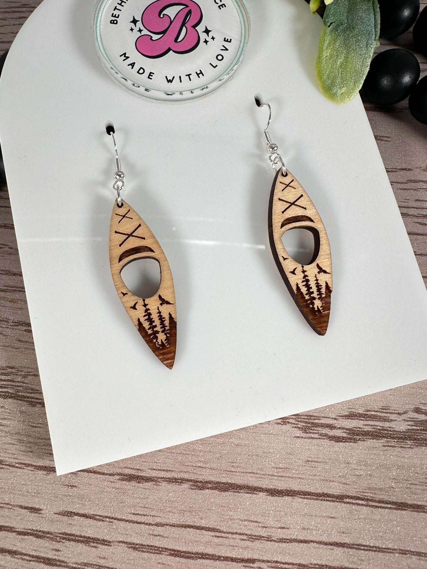 Wood kayak earrings, kayak gifts, birch wood handmade dangle earrings, gifts for women, outdoorsy gifts, canoe earrings